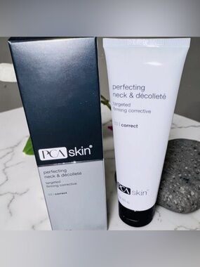 PCA Skin Neck & Décolleté Firming Cream - White